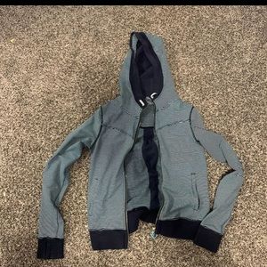 lululemon size 6 zip-up sweater